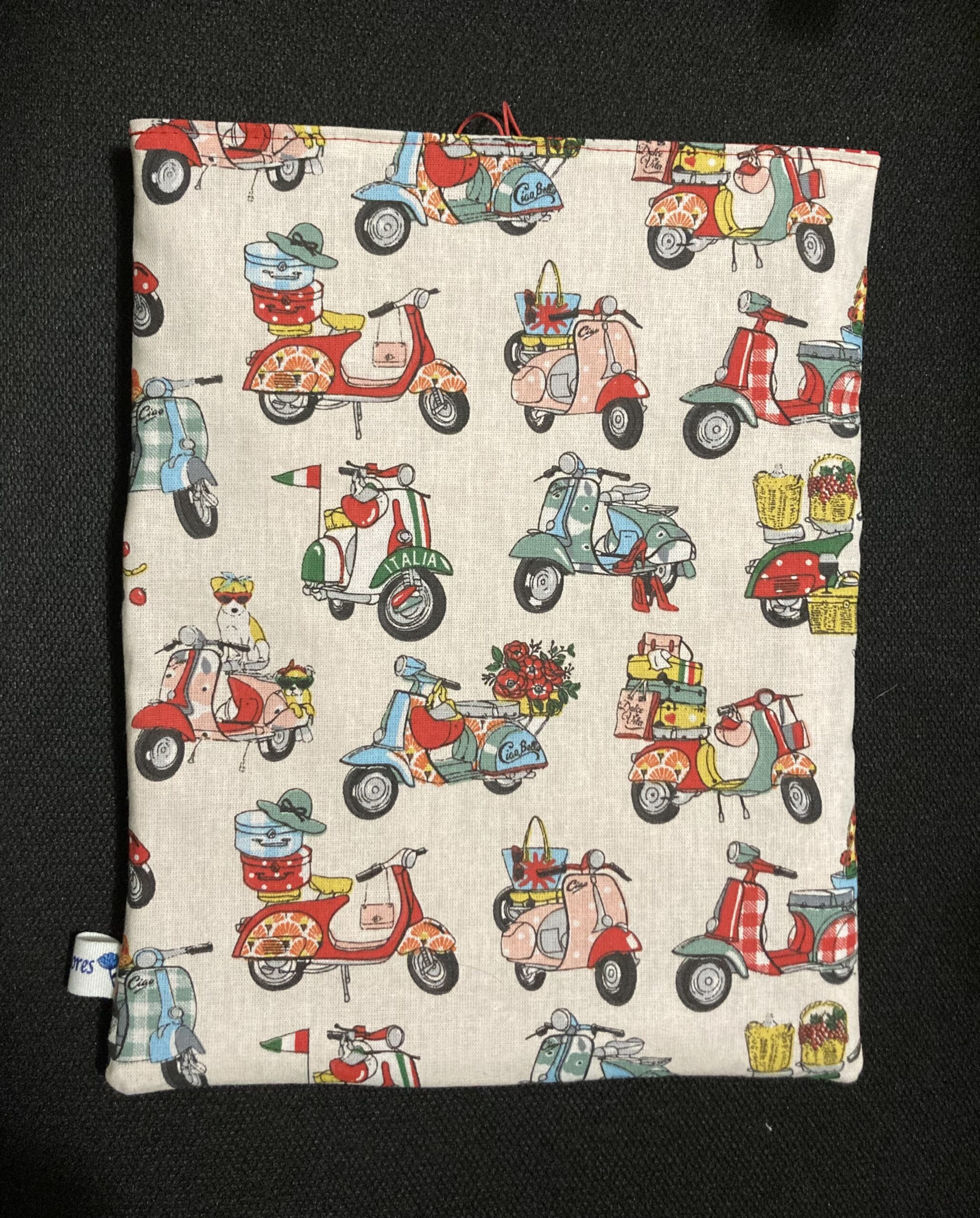 Funda protectora para libro con bolsillo - Imagen 2