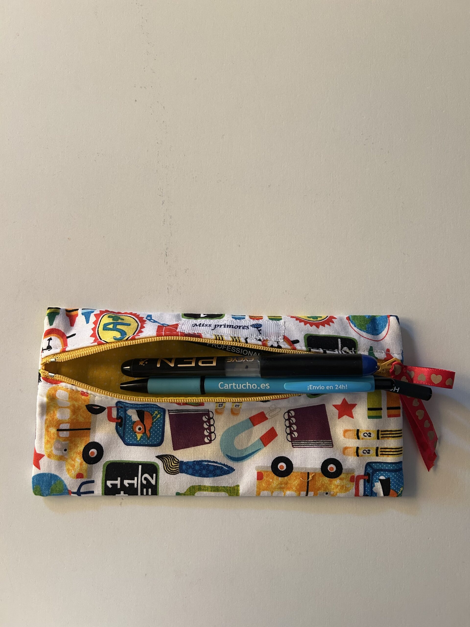 Estuche motivos escolares-2
