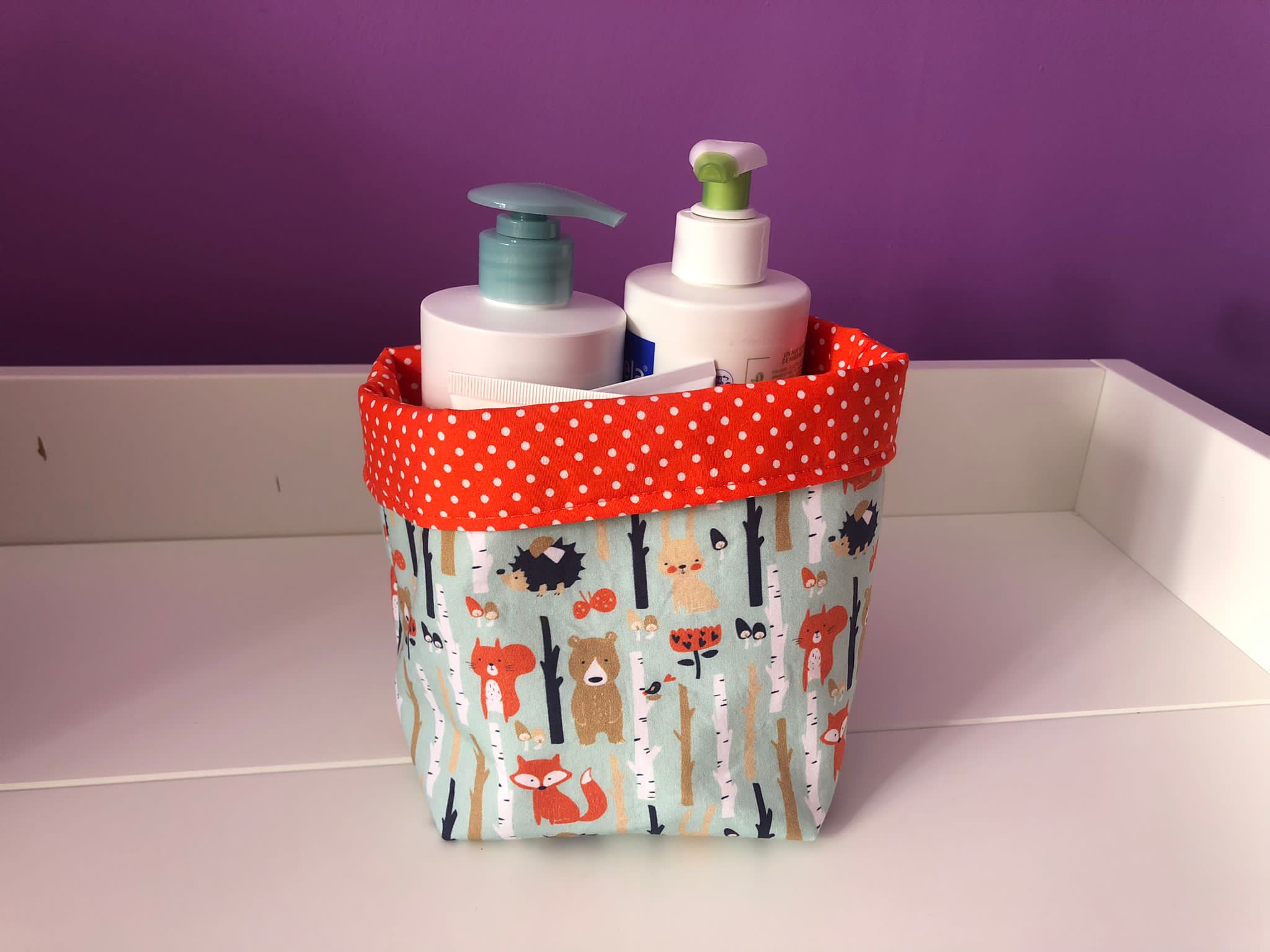 Cesta cuadrada de tela para almacenaje